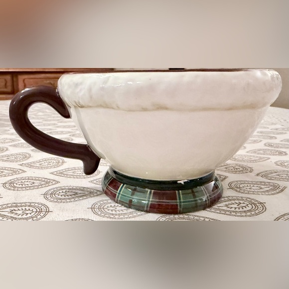 Retro Santa Claus Ceramic Mug - Cocoa Time! ☕️ - Picture 2 of 4